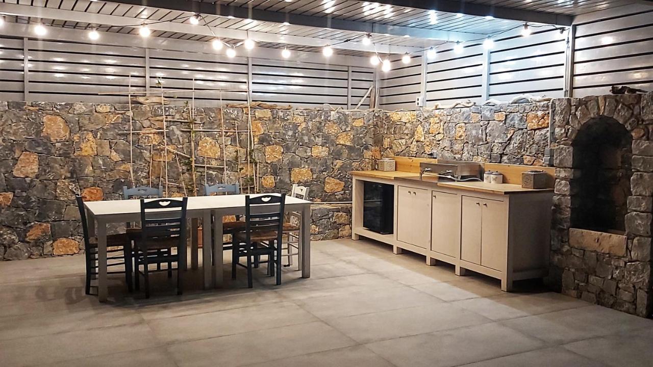 Miros Mare Apartment